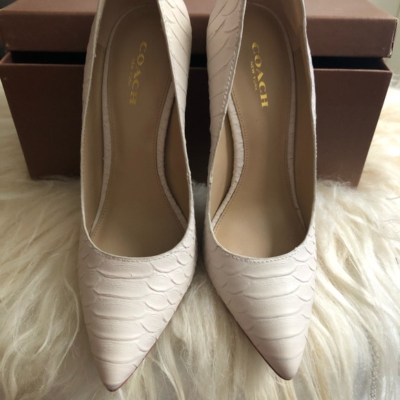 Coach Shoes - NEW Coach - pumps